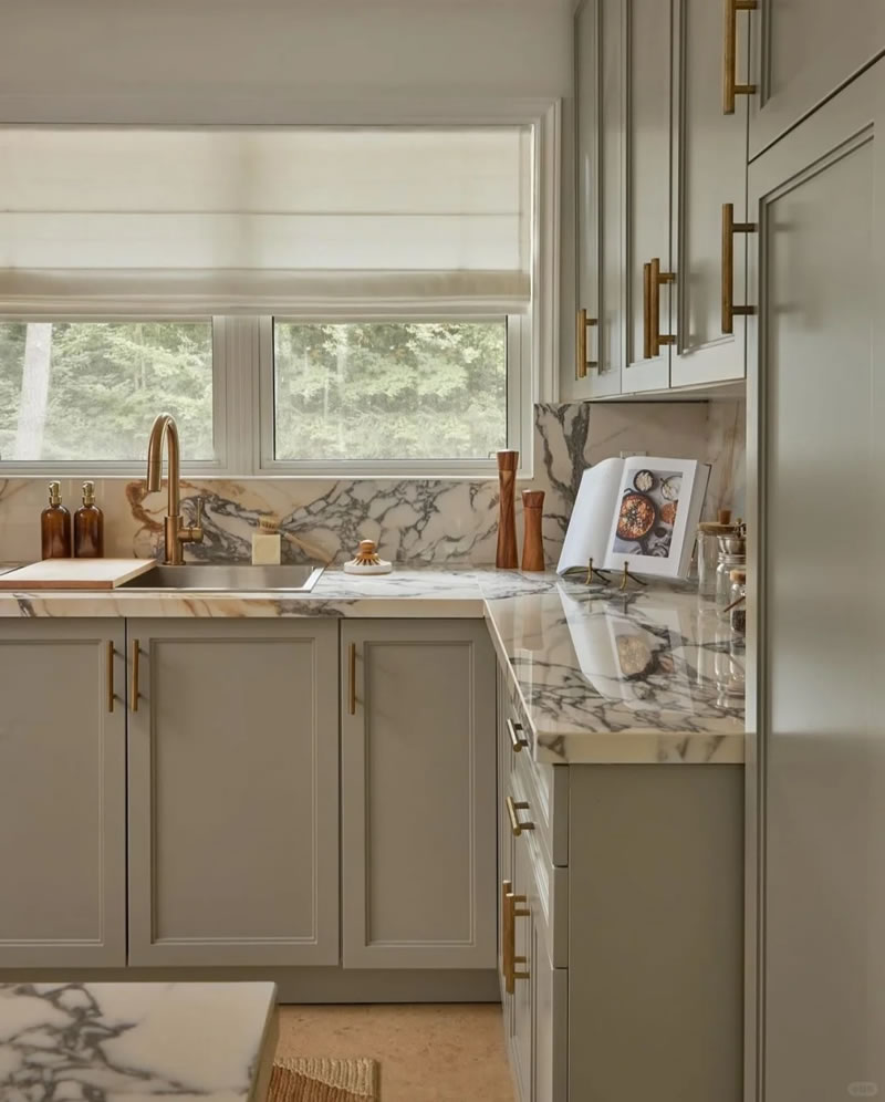 Kitchen stone countertops