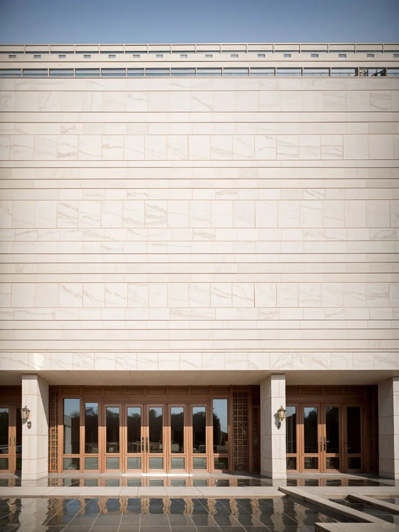 Natural Stone for Mansion Exteriors