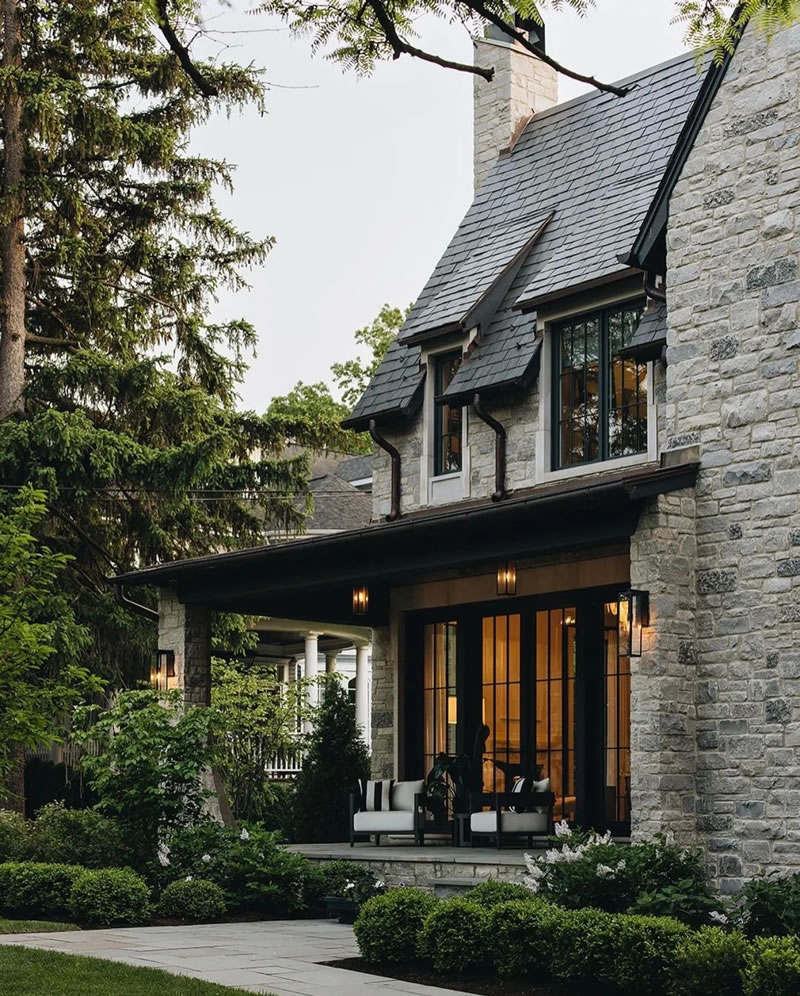 Natural Stone for Mansion Exteriors