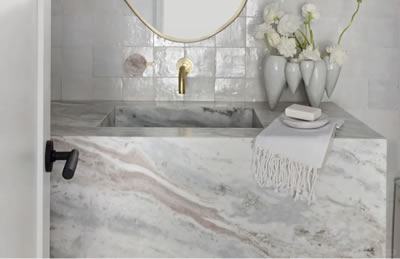 Bathroom stone tiles