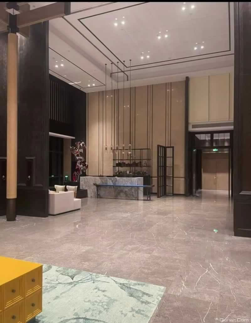 best stone materials for hotel lobbies