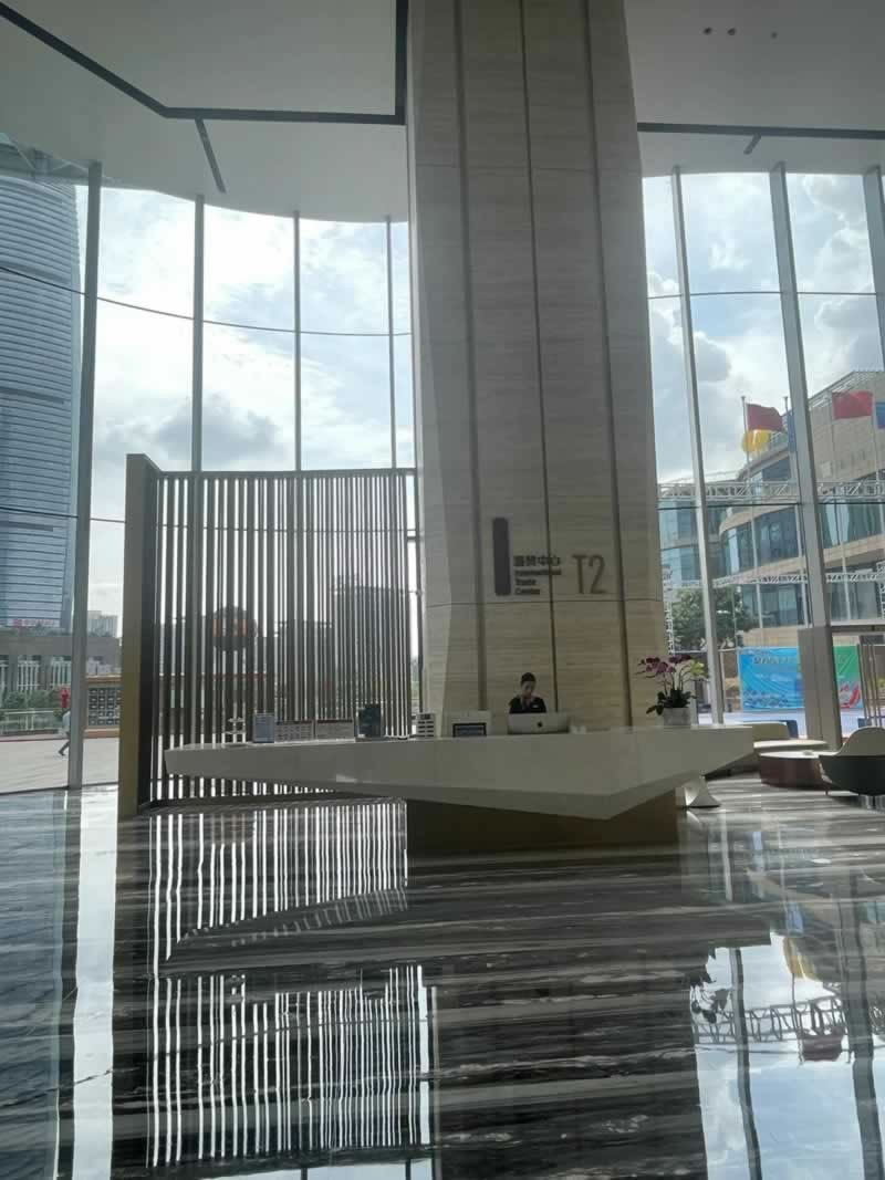 Maintenance of stone surfaces in hotels