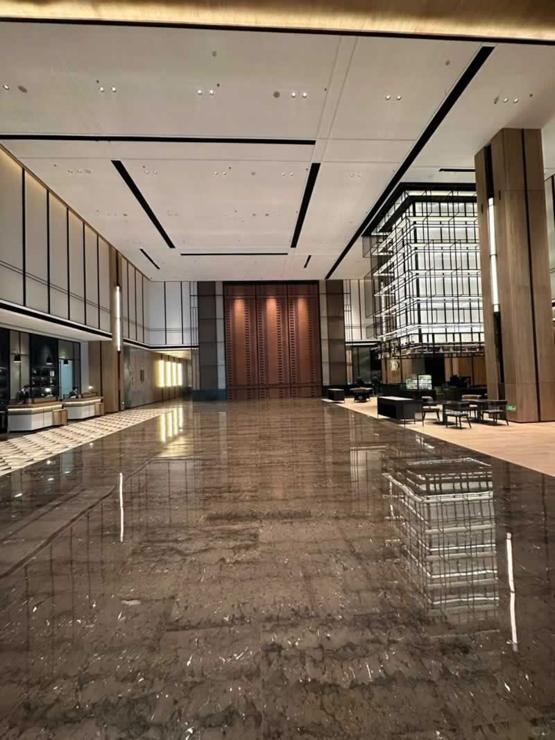 Modern stone decoration ideas for hotels