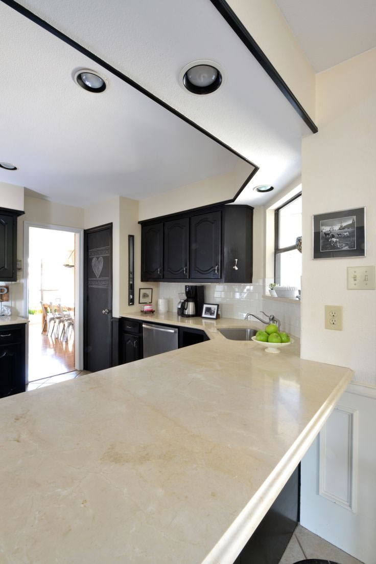 Creme Marfil Marble Countertops