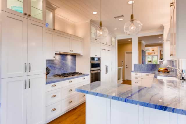 Macaubus Blue Countertops