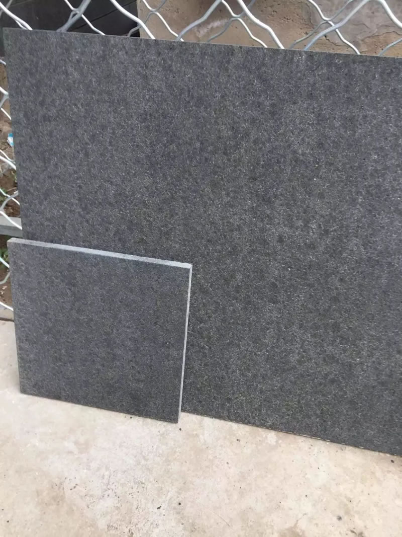 Black Granite for Flooring