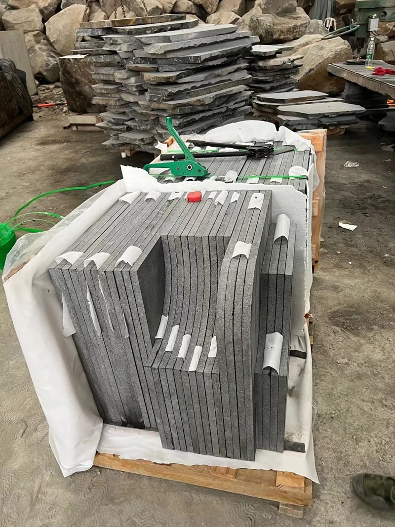 Black Granite for Flooring