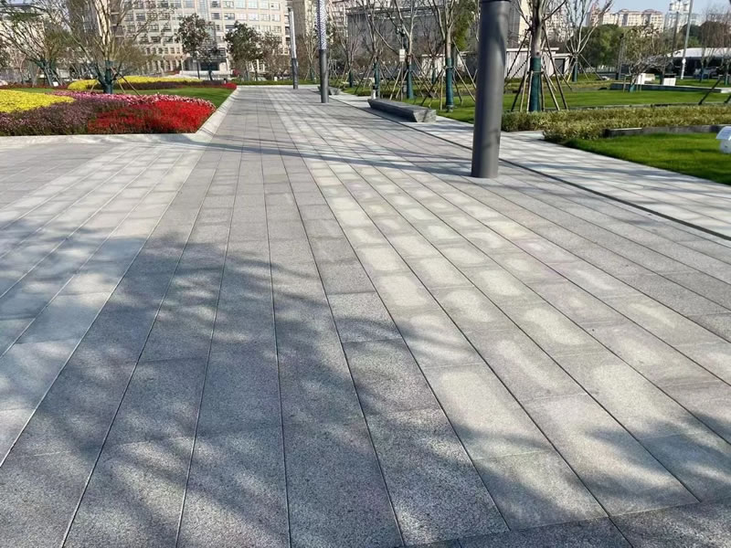 Best grey granite for outdoor use