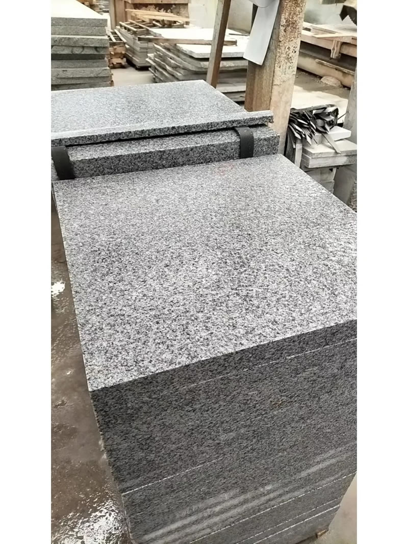 Best grey granite for outdoor use