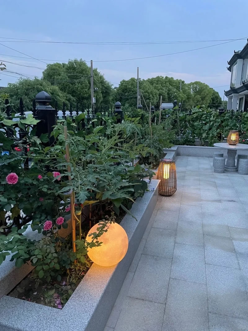 black granite pavers