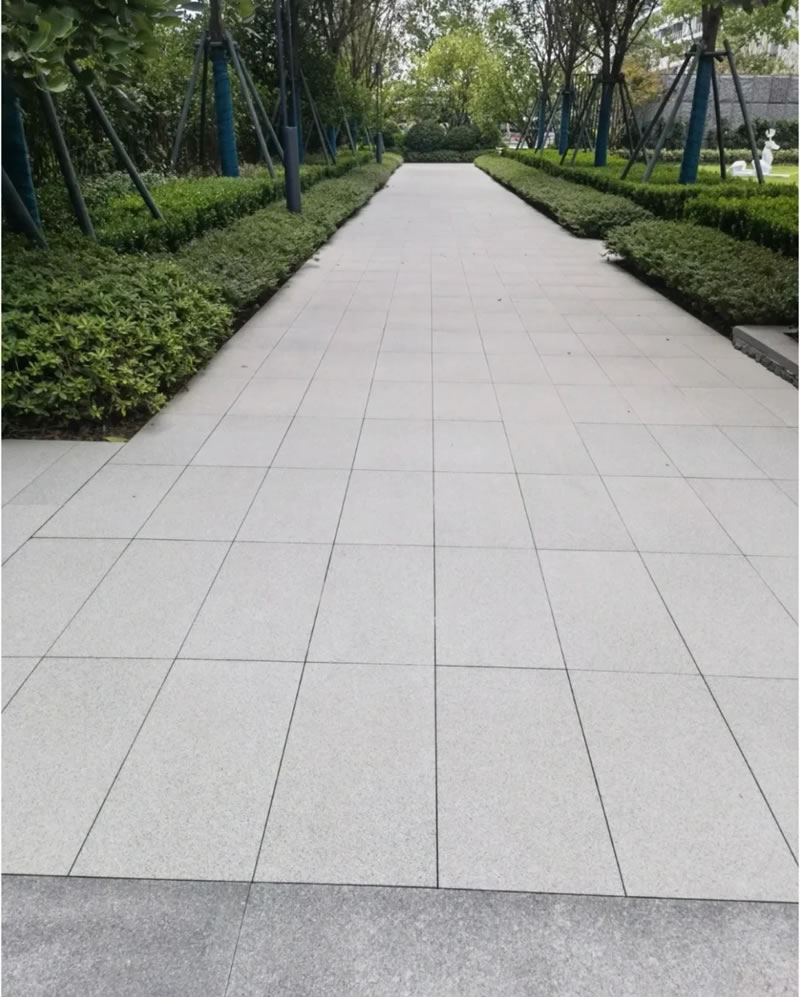 Black Grey Granite Flooring