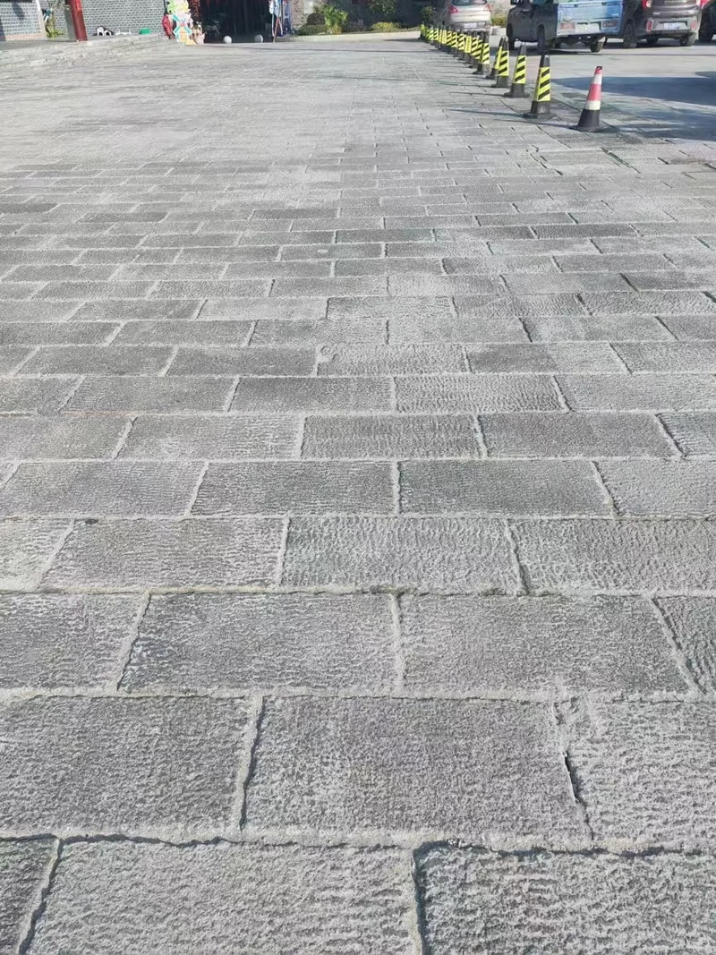Black Grey Granite Flooring