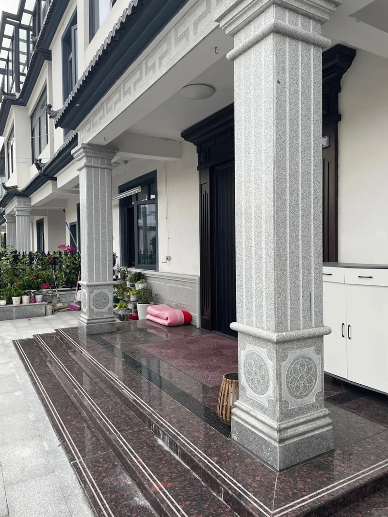 Grey granite cladding
