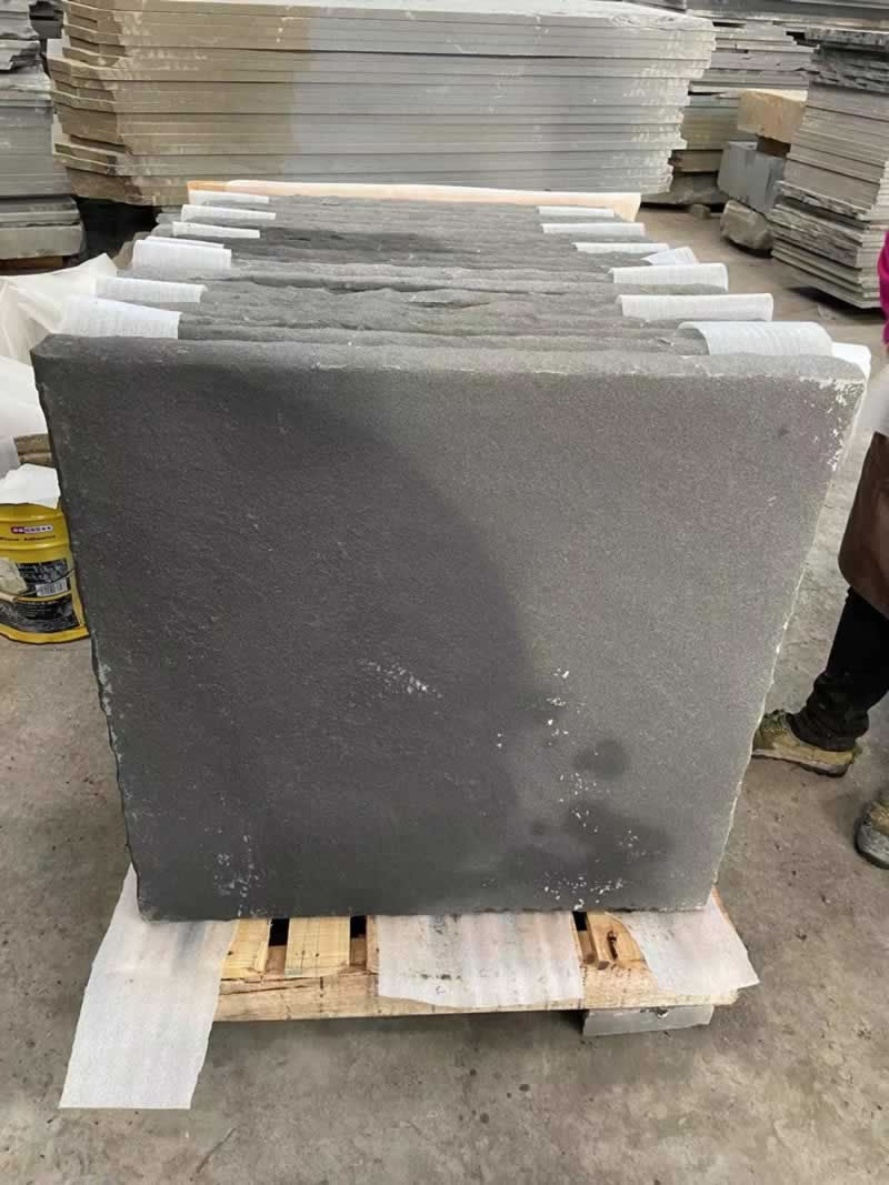 Sandstone tiles for flooring