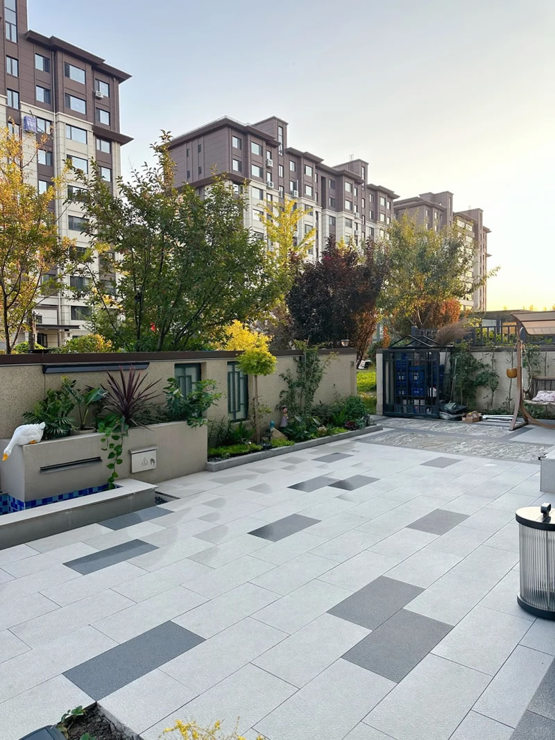 Tumbled Granite Paving for Gardens