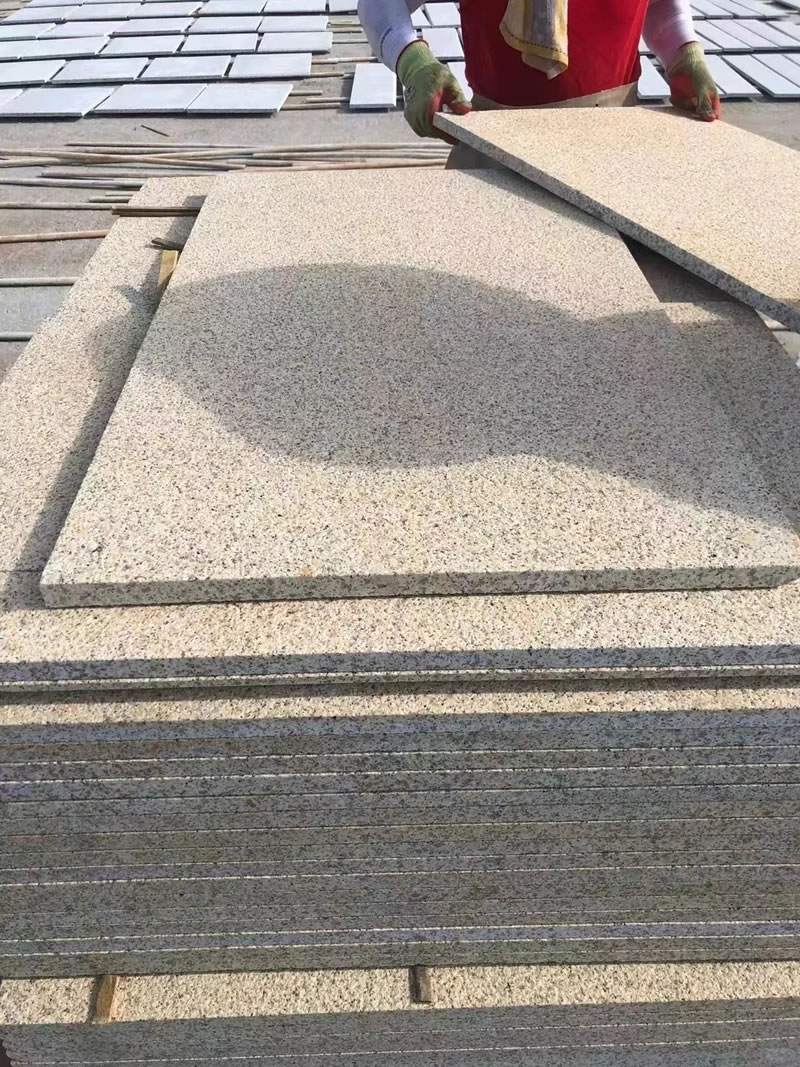 Tumbled Granite Paving for Gardens
